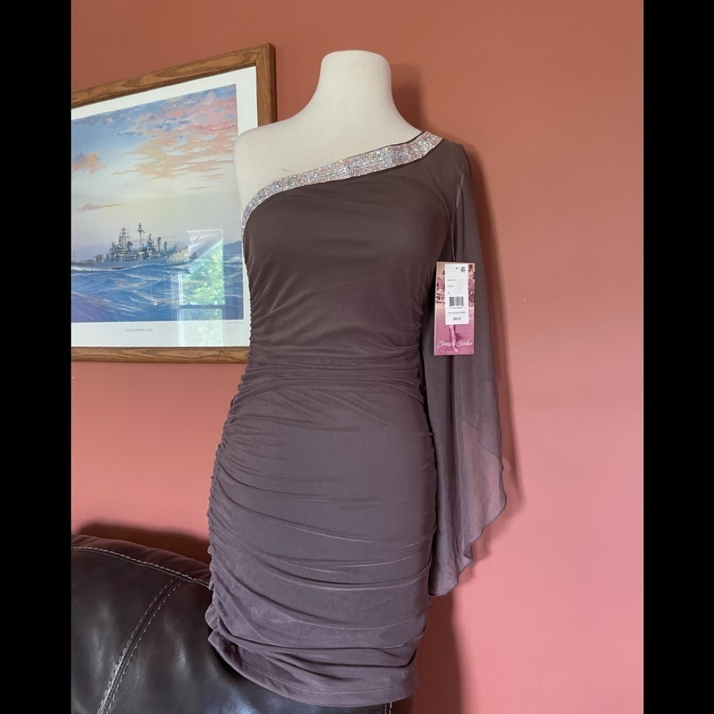 NWT Bodycon Mini Littlle black dress EMERALD SUNDAE size M